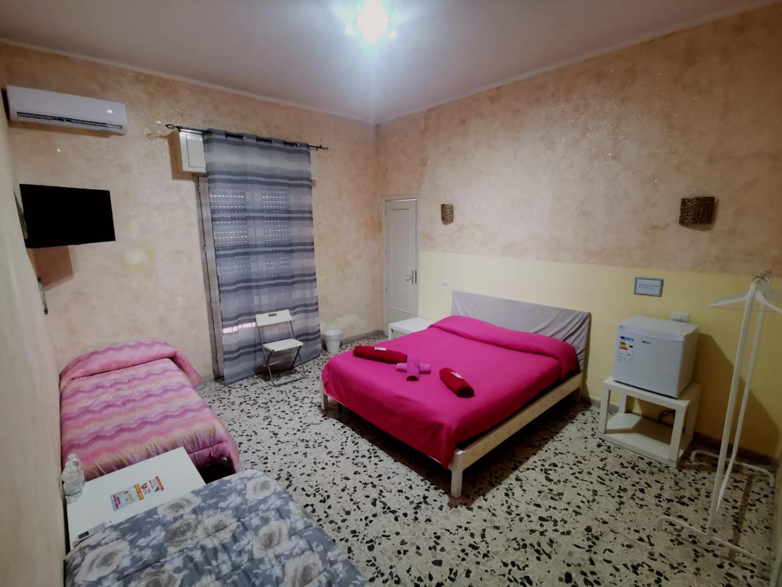 Catania Airport Room Bagno Privato In Camera Exteriér fotografie
