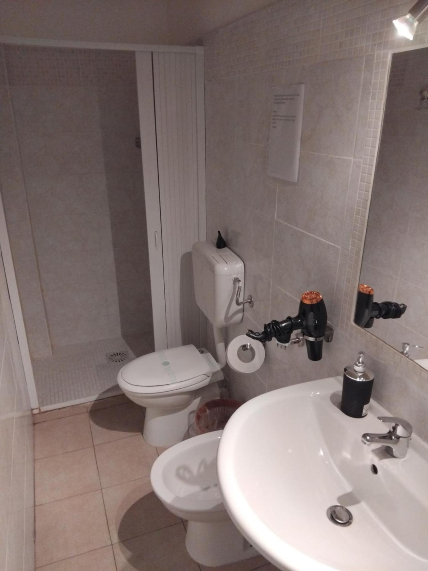 Catania Airport Room Bagno Privato In Camera Exteriér fotografie